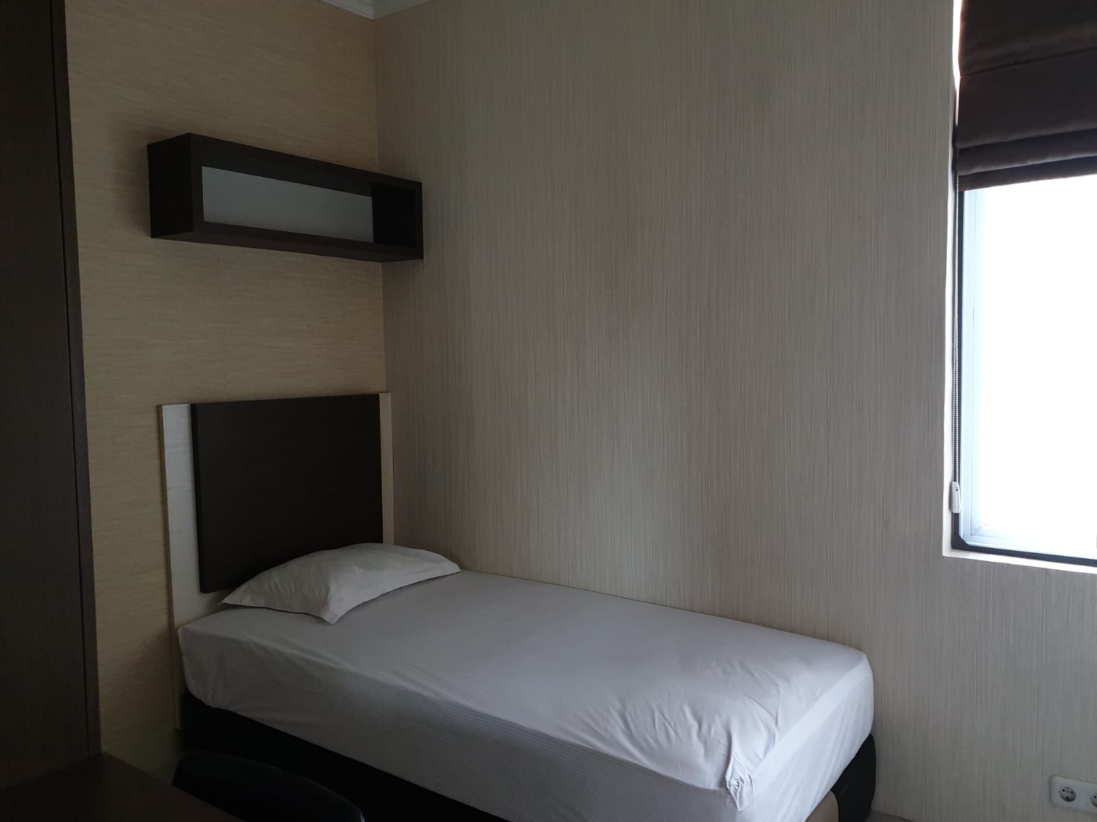 DiSewakan Apartemen Fully Furnished Crown Court Lippo Cikarang